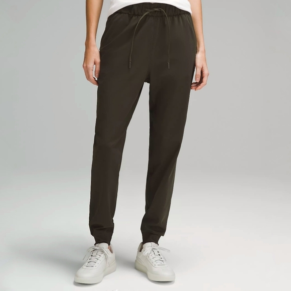 Lululemon Keep Moving Jogger pants dark olive green size 4 - Picture 1 of 5
